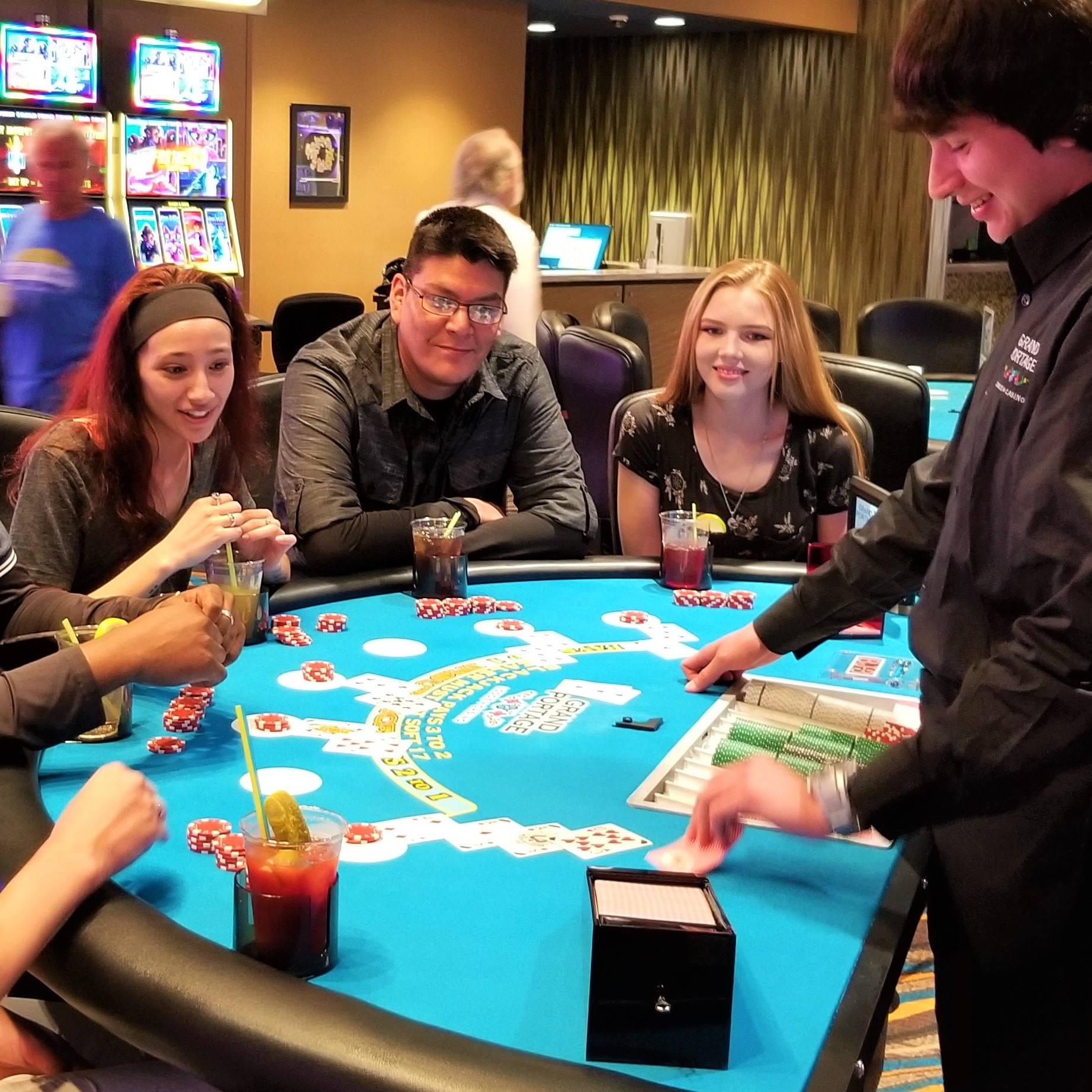 Poker dan Keterampilan Matematika: Kesuksesan di Meja Hijau